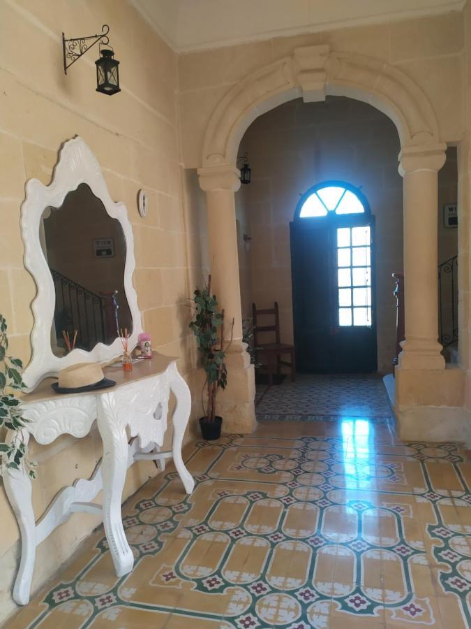 Farmhouse Tal Kaptan Kerċem Dış mekan fotoğraf