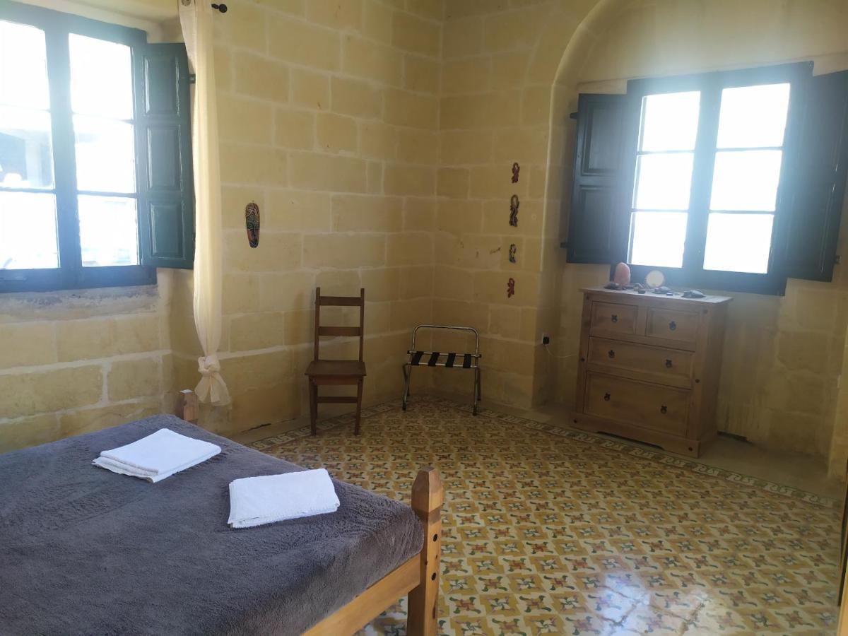 Farmhouse Tal Kaptan Kerċem Dış mekan fotoğraf